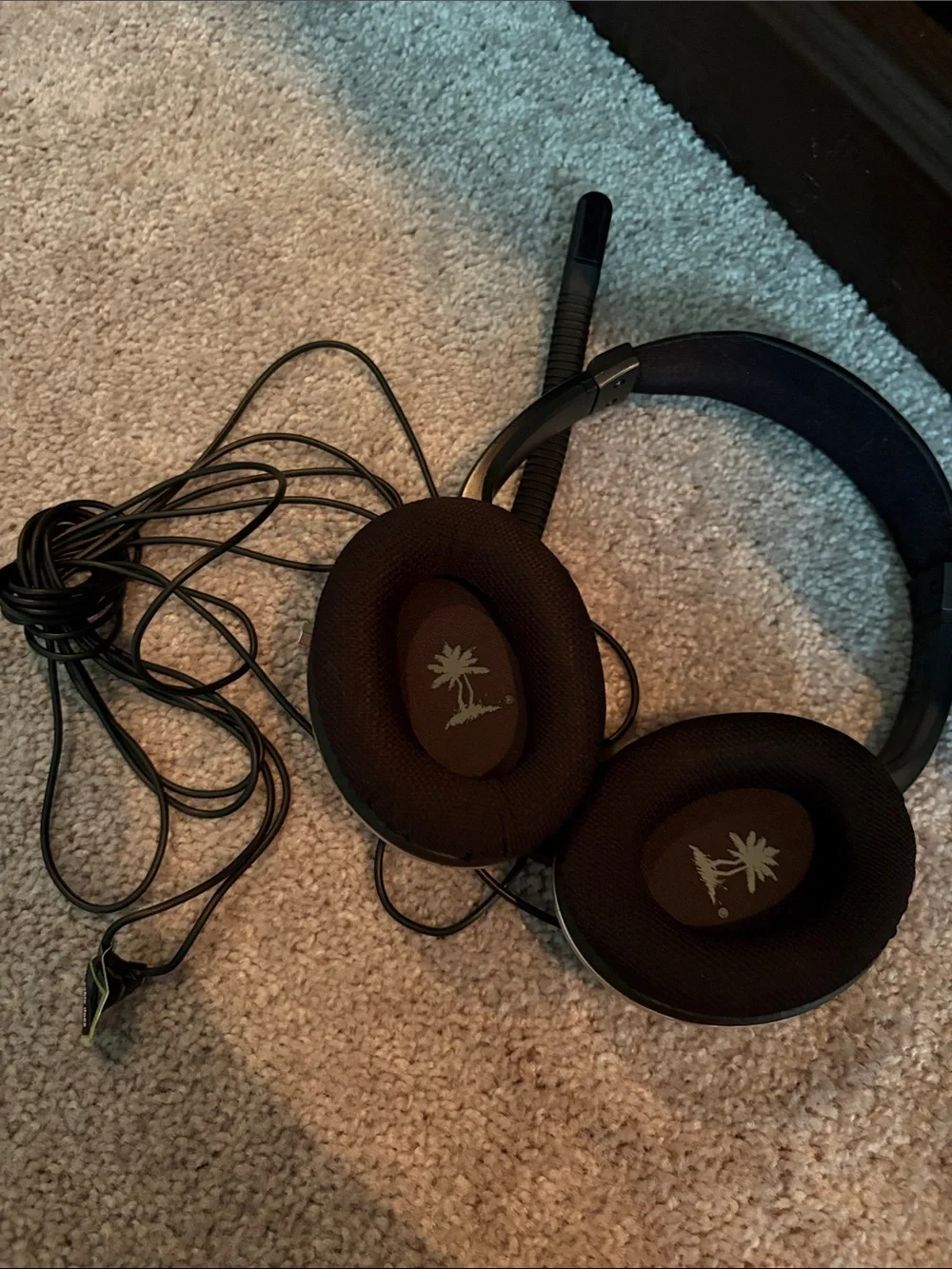 Turtle Beach Over-Ear Wired Headset with Wireless transmitter